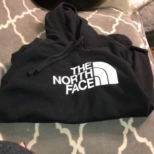 LIKE NEW NORTH FACE BLACK LOGO SWEATSHIRT